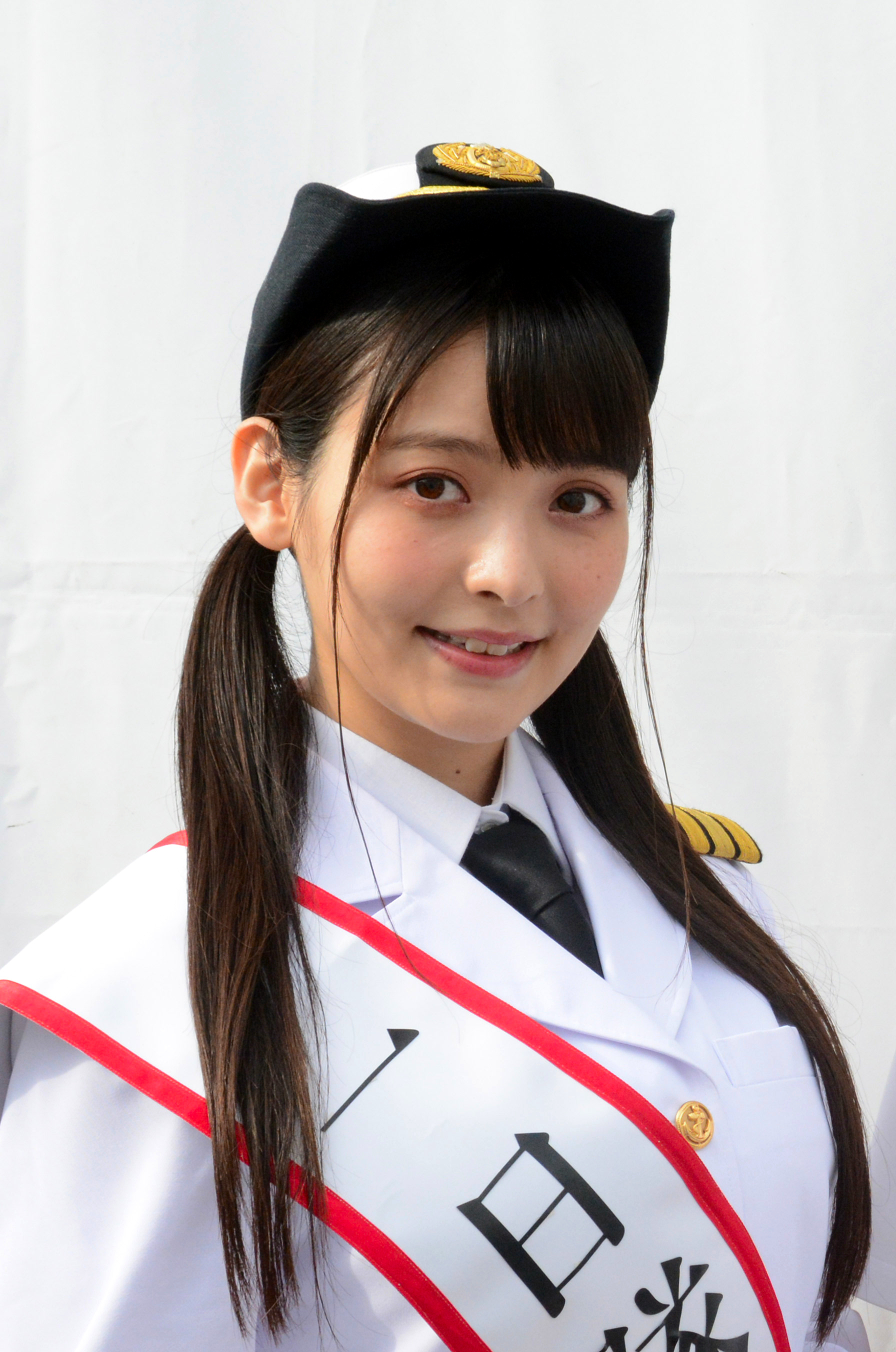 Imagem de referência de Sumire Uesaka, descrito nos dados abertos como atriz de voz e cantora japonesa