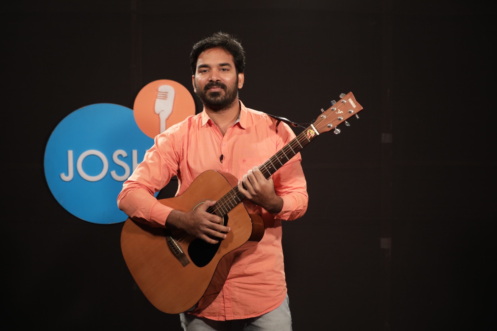 Imagem de referência de PVR Raja, descrito nos dados abertos como compositor de música indiana
