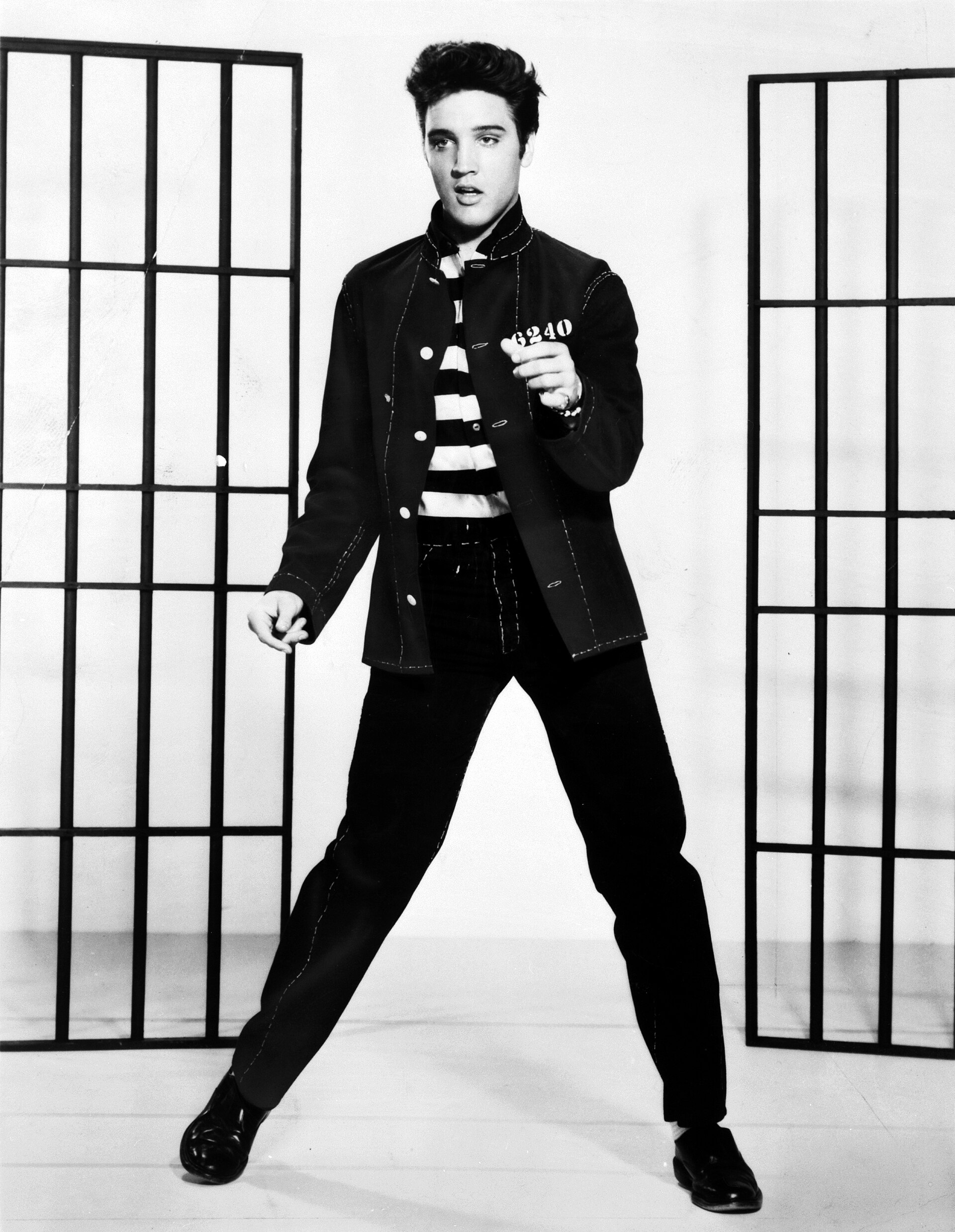 Imagem de referência de Jailhouse Rock, descrito nos dados abertos como filme de 1957 dirigido por Richard Thorpe