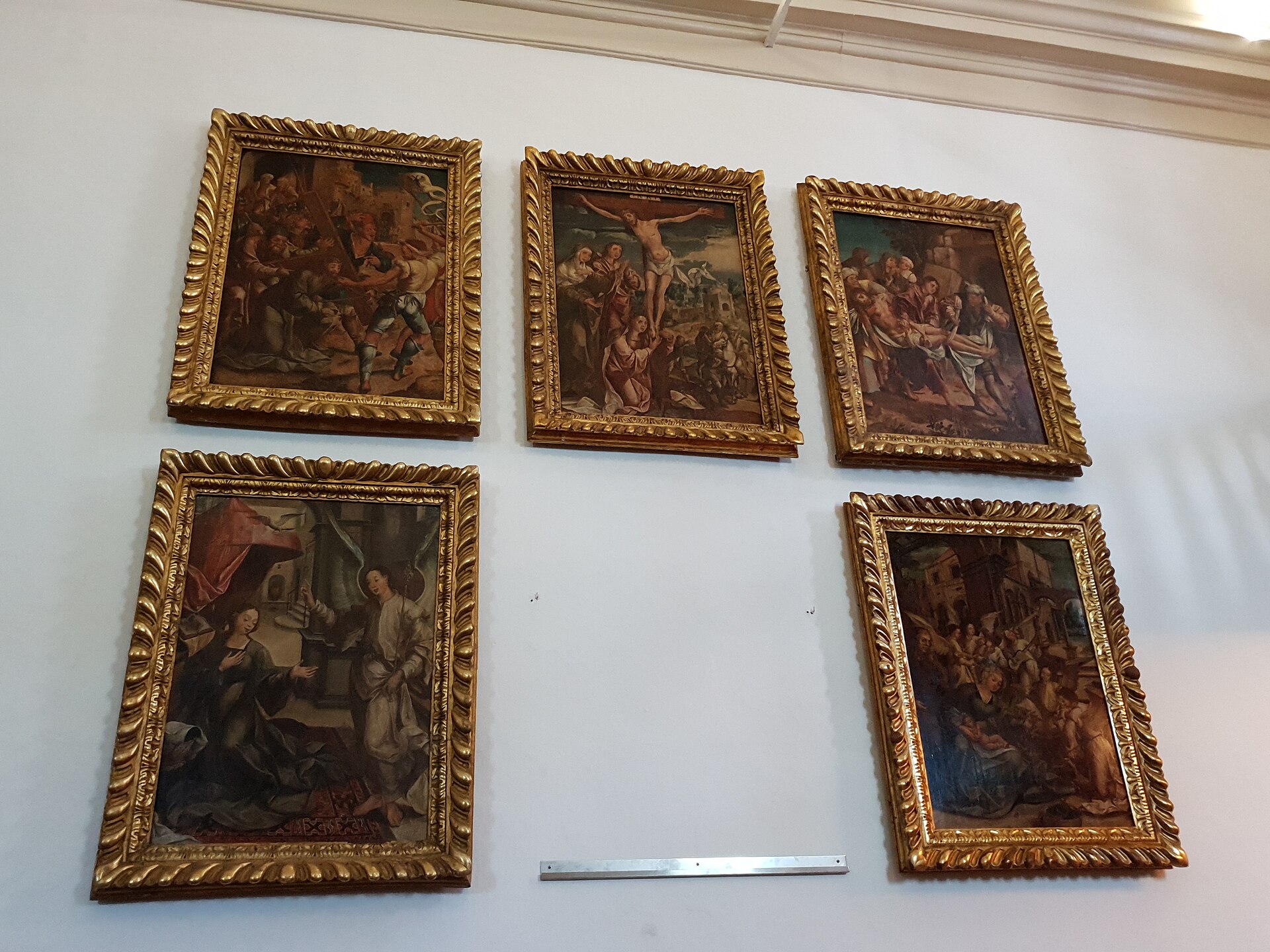 Imagem de referência de Retábulo Quinhentista da Misericórdia de Abrantes, descrito nos dados abertos como conjunto de seis pinturas de Cristóvão Lopes
