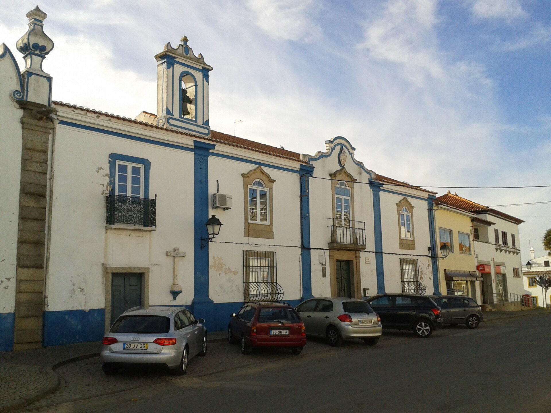 Imagem de referência relacionada a Igreja e Hospital da Santa Casa da Misericórdia de Fronteira, item descrito como igreja e hospital em Fronteira