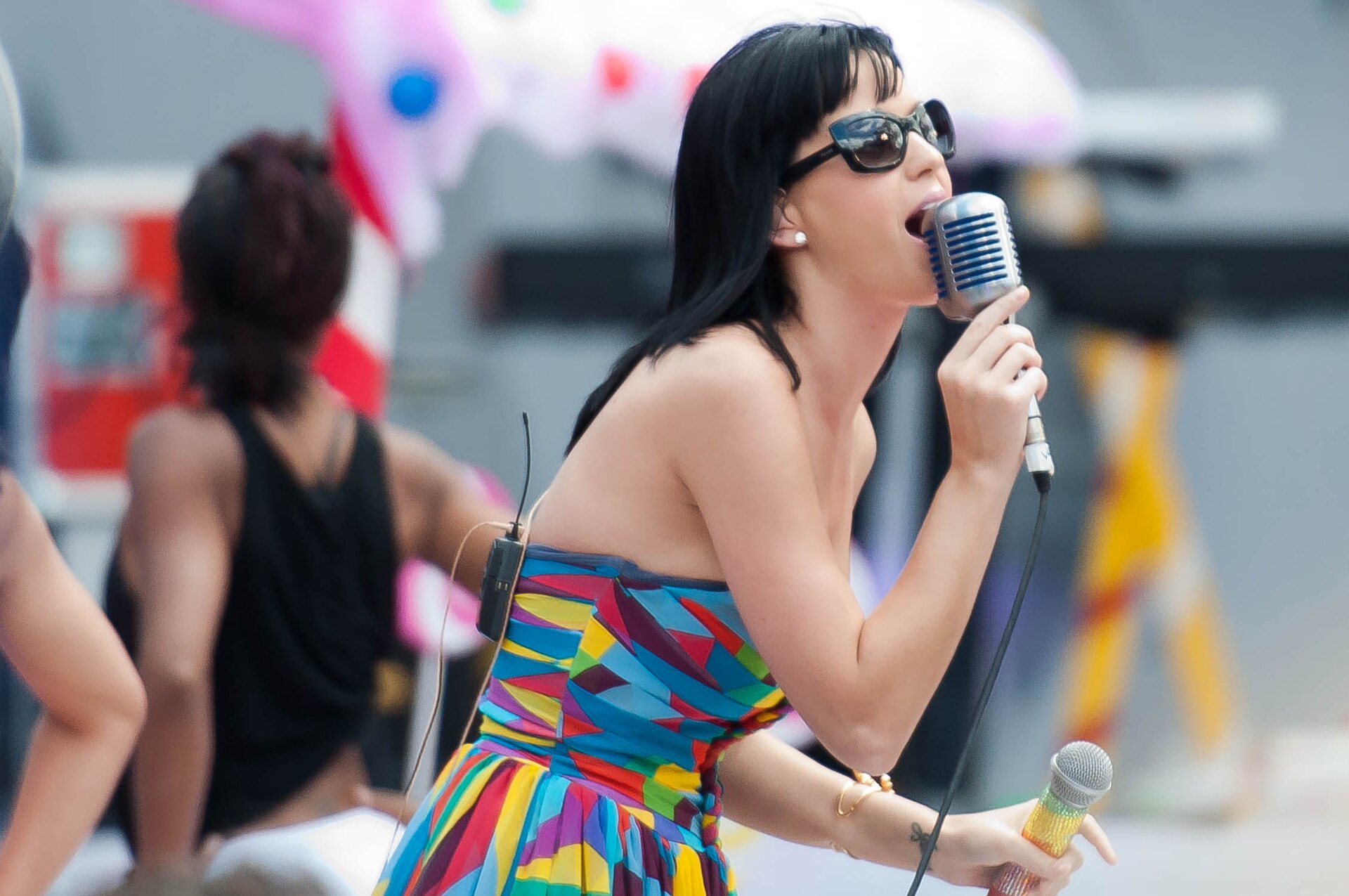 Imagem de referência de Teenage Dream, descrito nos dados abertos como álbum de estúdio de Katy Perry de 2010