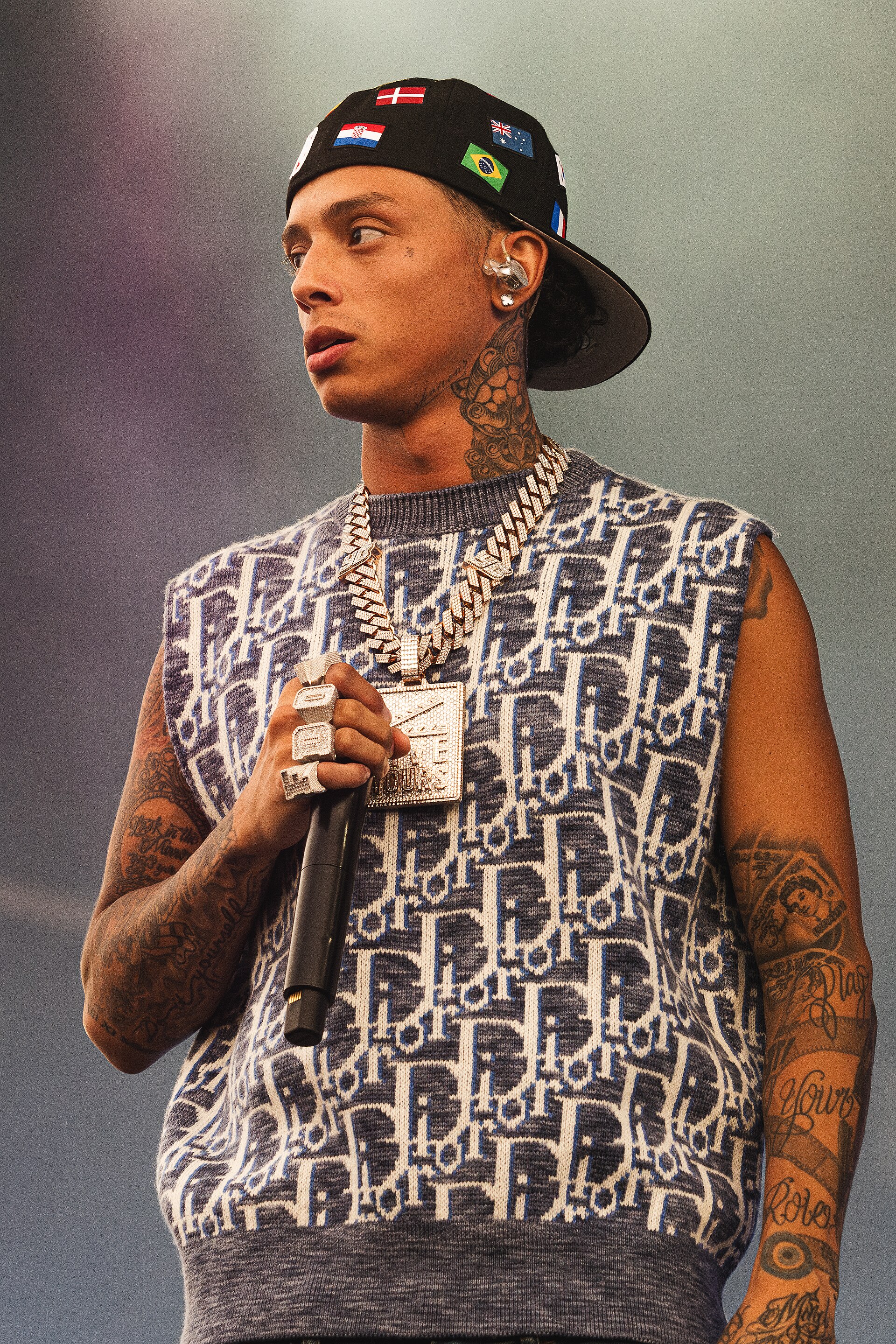 Imagem de referência de Central Cee, descrito nos dados abertos como rapper, cantor e compositor britânico