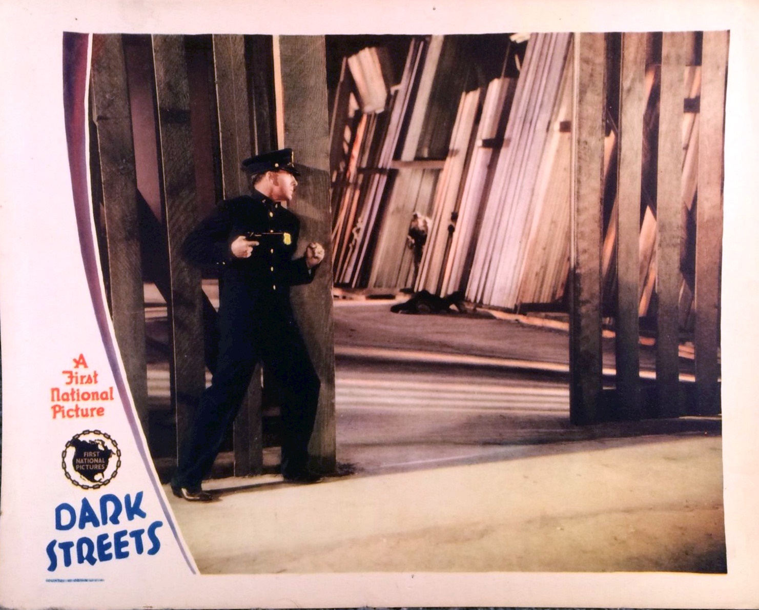Imagem de referência de Dark Streets, descrito nos dados abertos como filme de 1929 dirigido por Frank Lloyd