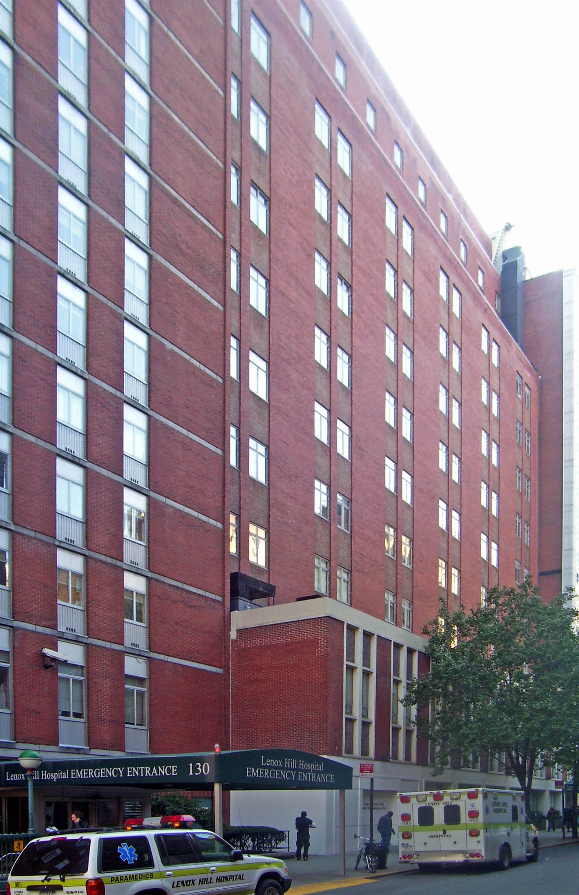 Imagem de referência relacionada a Hospital Lenox Hill, item descrito como hospital na cidade de Nova Iorque, Estados Unidos