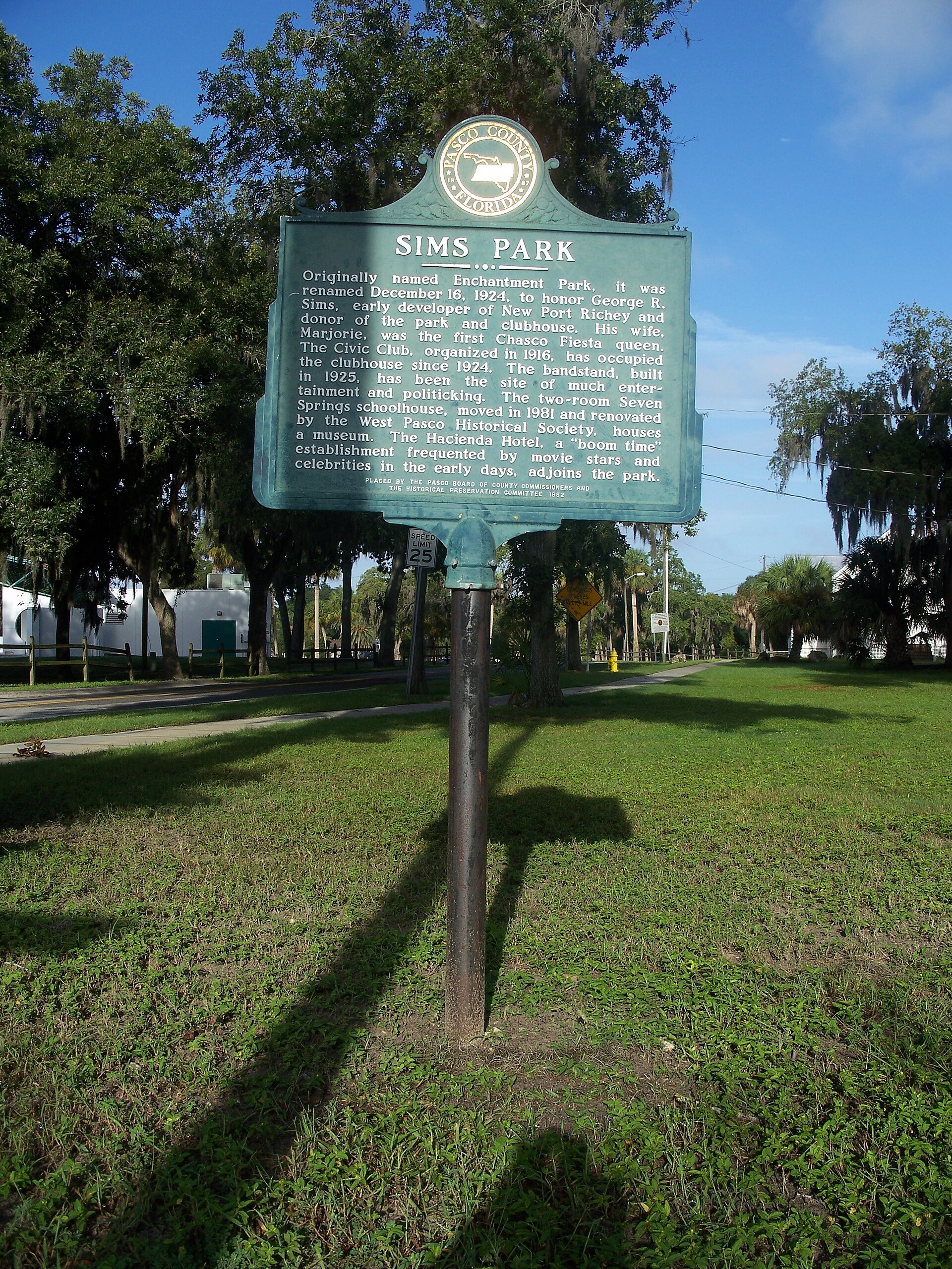 Imagem de referência relacionada a A Florida Enchantment, item descrito como filme de 1914 dirigido por Sidney Drew