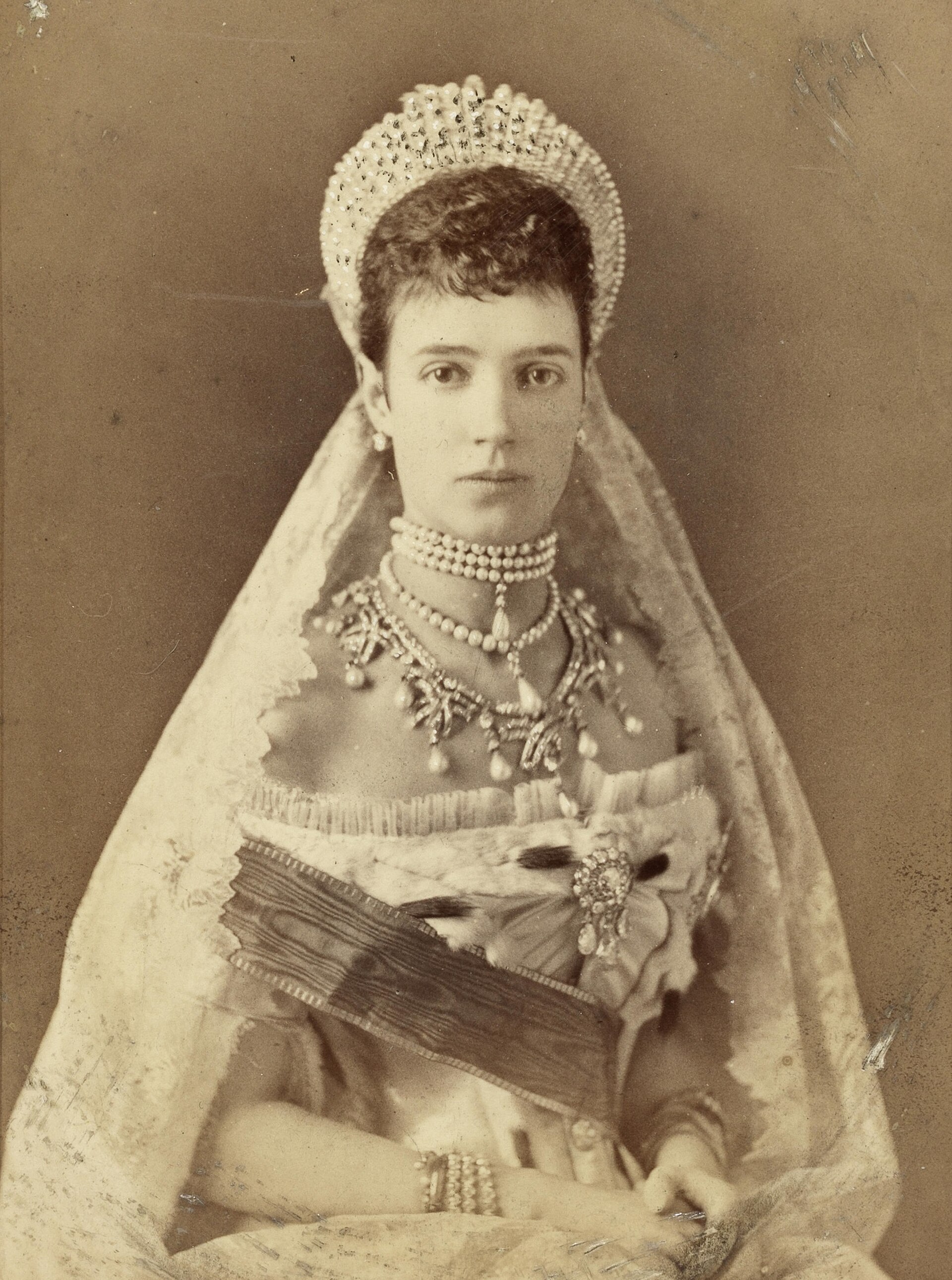 Imagem de referência de Maria Feodorovna, descrito nos dados abertos como imperatriz consorte da Rússia (1881-1894), e mãe do último czar russo, Nicolau II