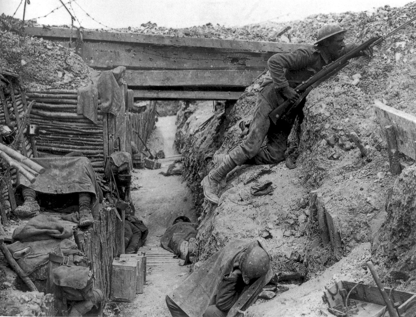 Imagem de referência de Battle of the Somme, descrito nos dados abertos como filme de 1916 dirigido por Geoffrey H. Malins