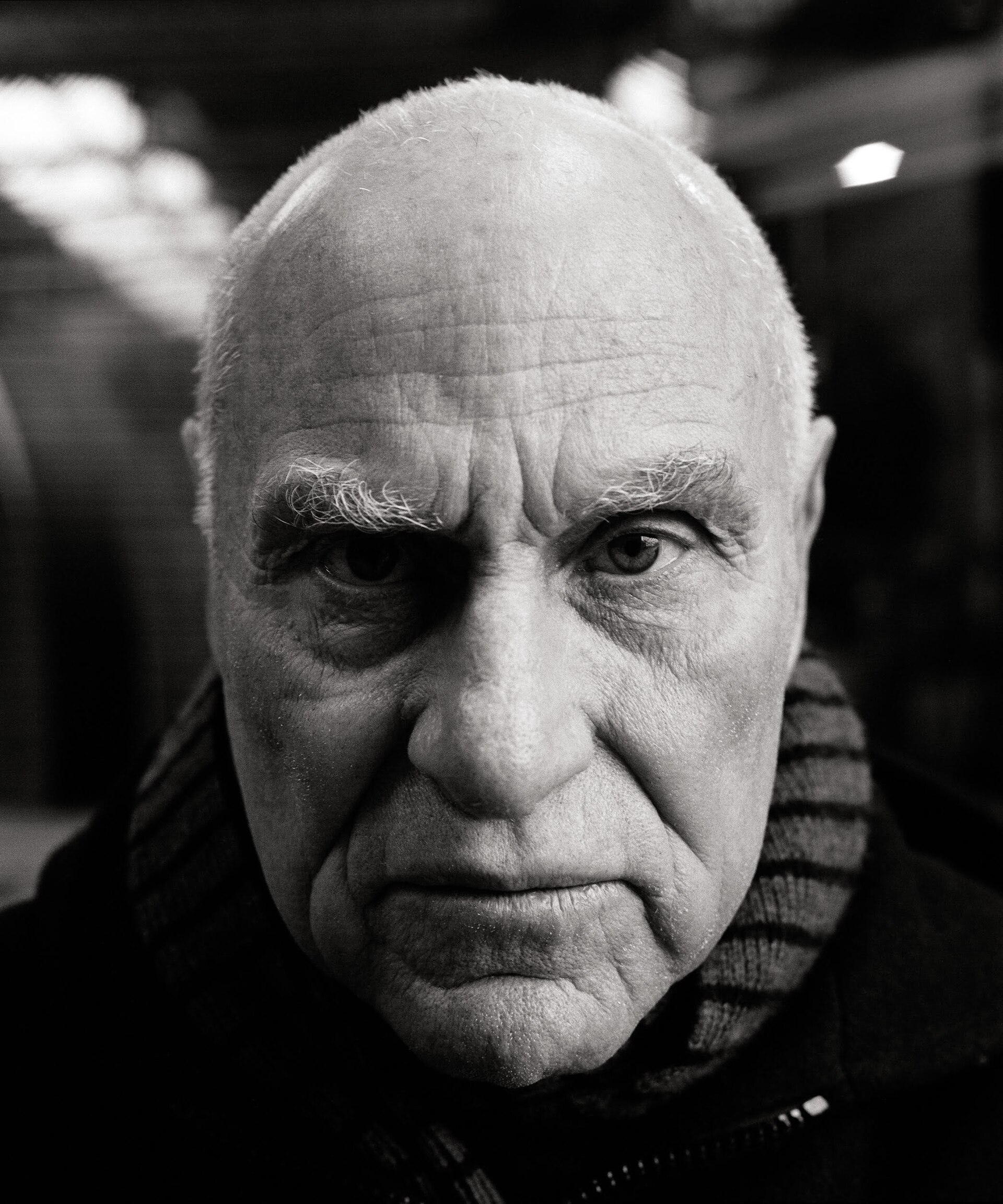 Imagem de referência de Richard Serra, descrito nos dados abertos como escultor norte-americano