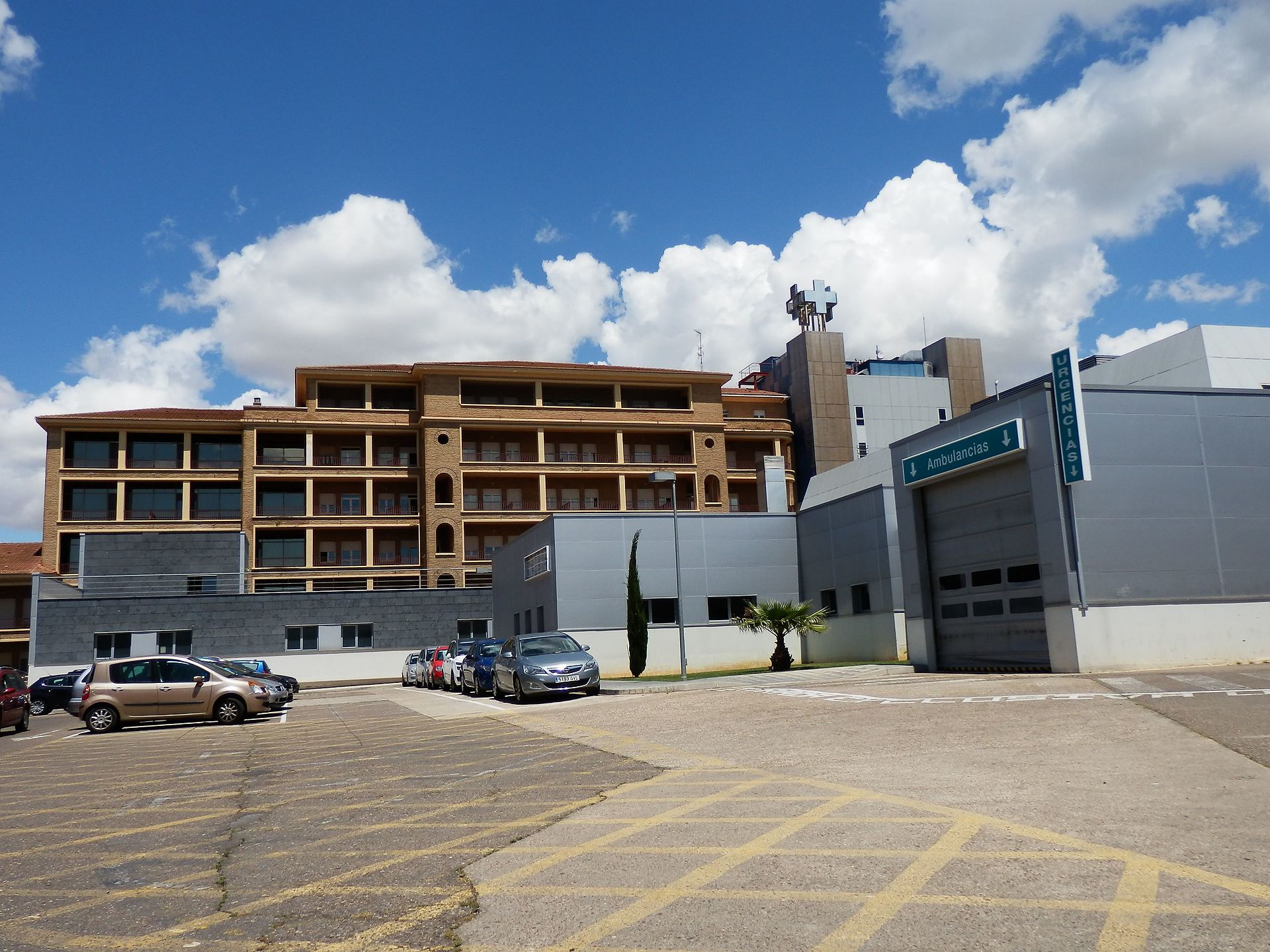 Imagem de referência de Hospital Royo Villanova, descrito nos dados abertos como hospital em Espanha