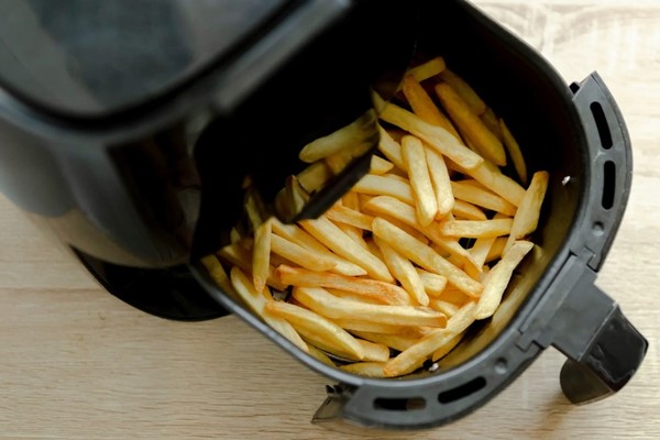 6 funçÔes da air fryer que todo mundo usa errado