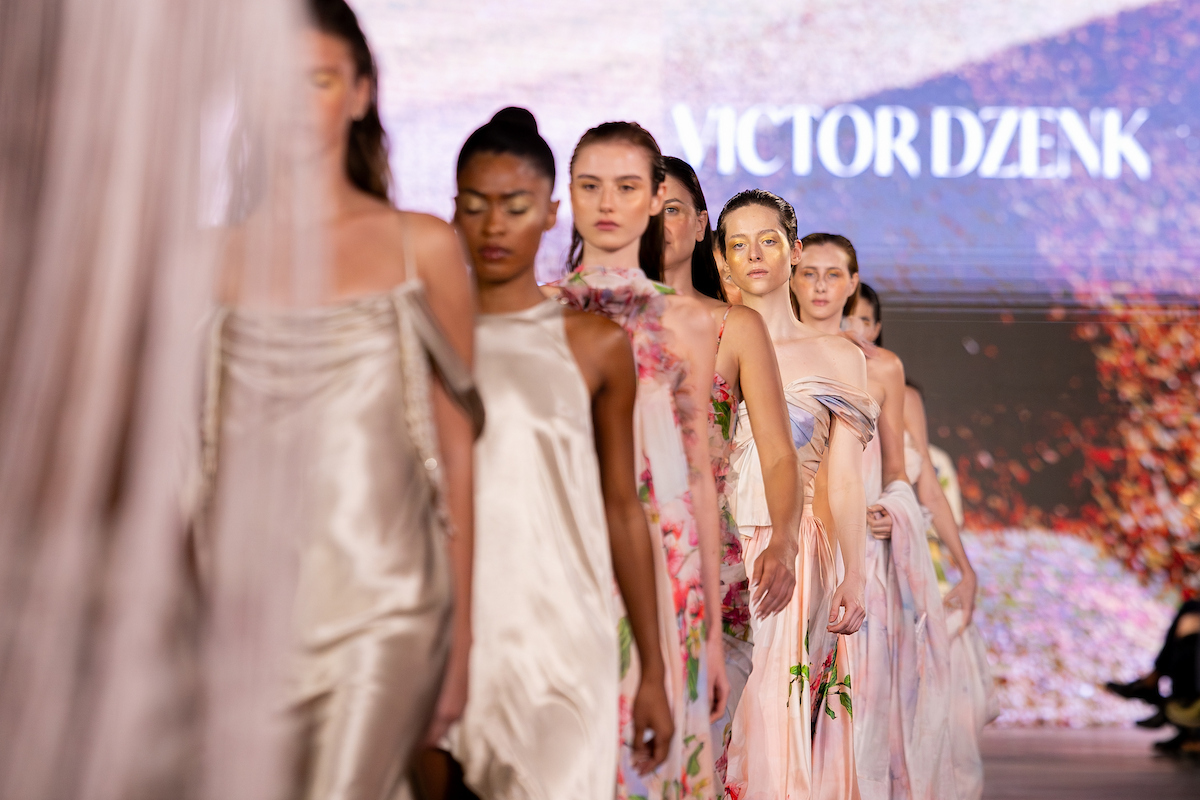 LVMH e Kering adotam novas regras de proteção a modelos a partir de 2027