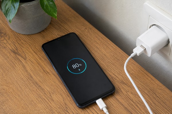 Como descobrir o que está acabando com a bateria do celular