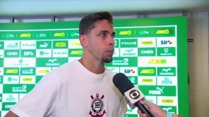 Gabriel Paulista chora e desabafa em meio à crise do Corinthians: "As coisas de fora estão afetando demais"