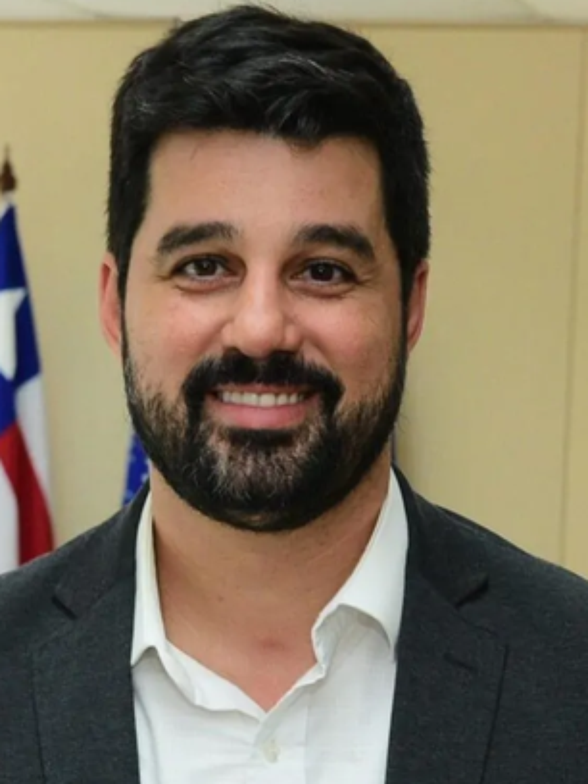 TRE-BA revoga ordem de prisão contra secretário de Salvador por redução da frota durante 2º turno
