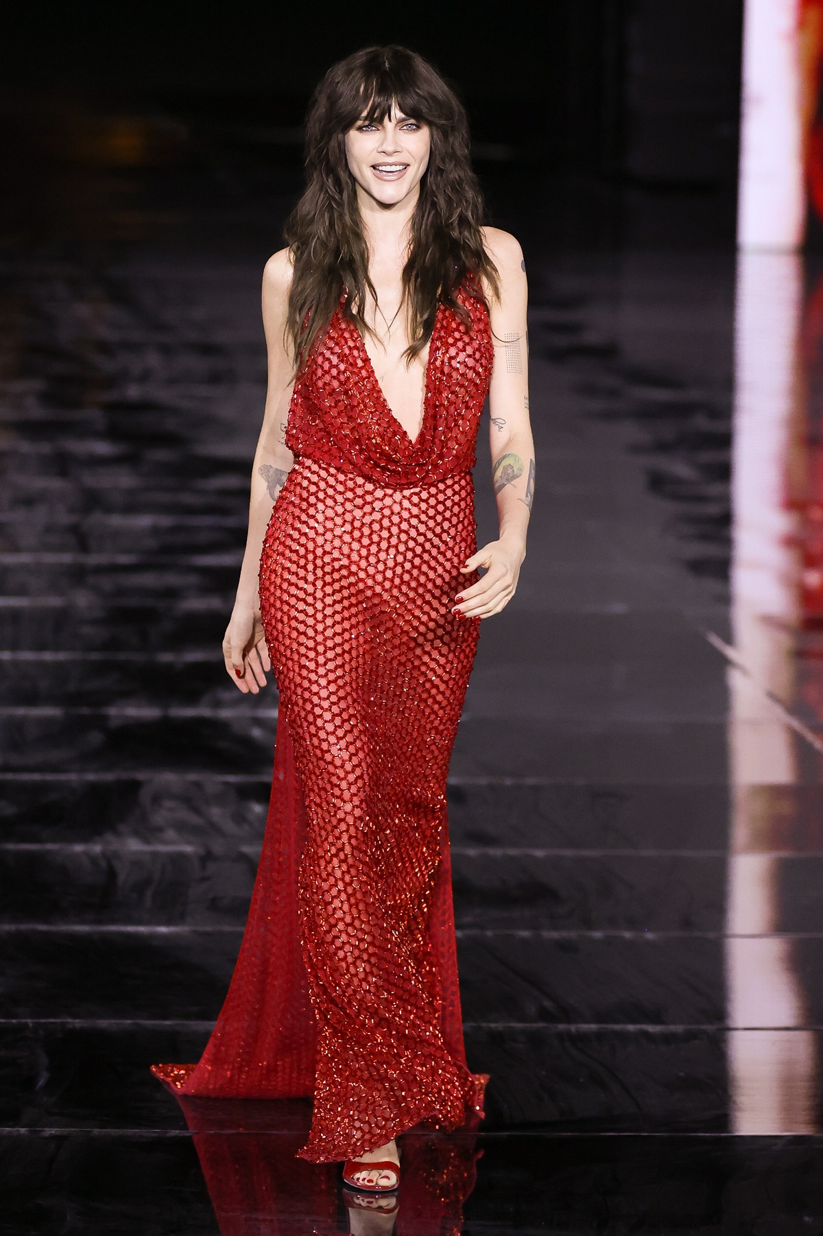 LVMH e Kering adotam novas regras de proteção a modelos a partir de 2027
