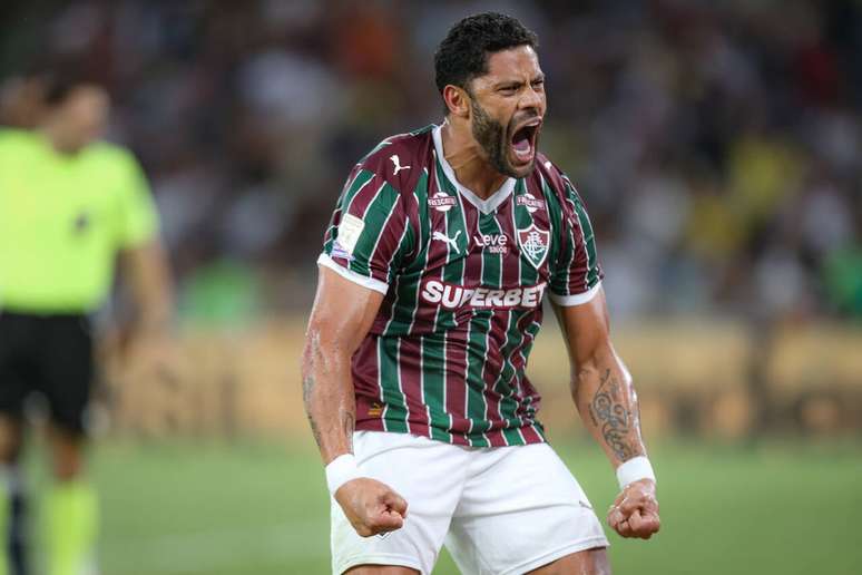 Hulk e Flaco López travam batalha de artilheiros na semifinal da Libertadores