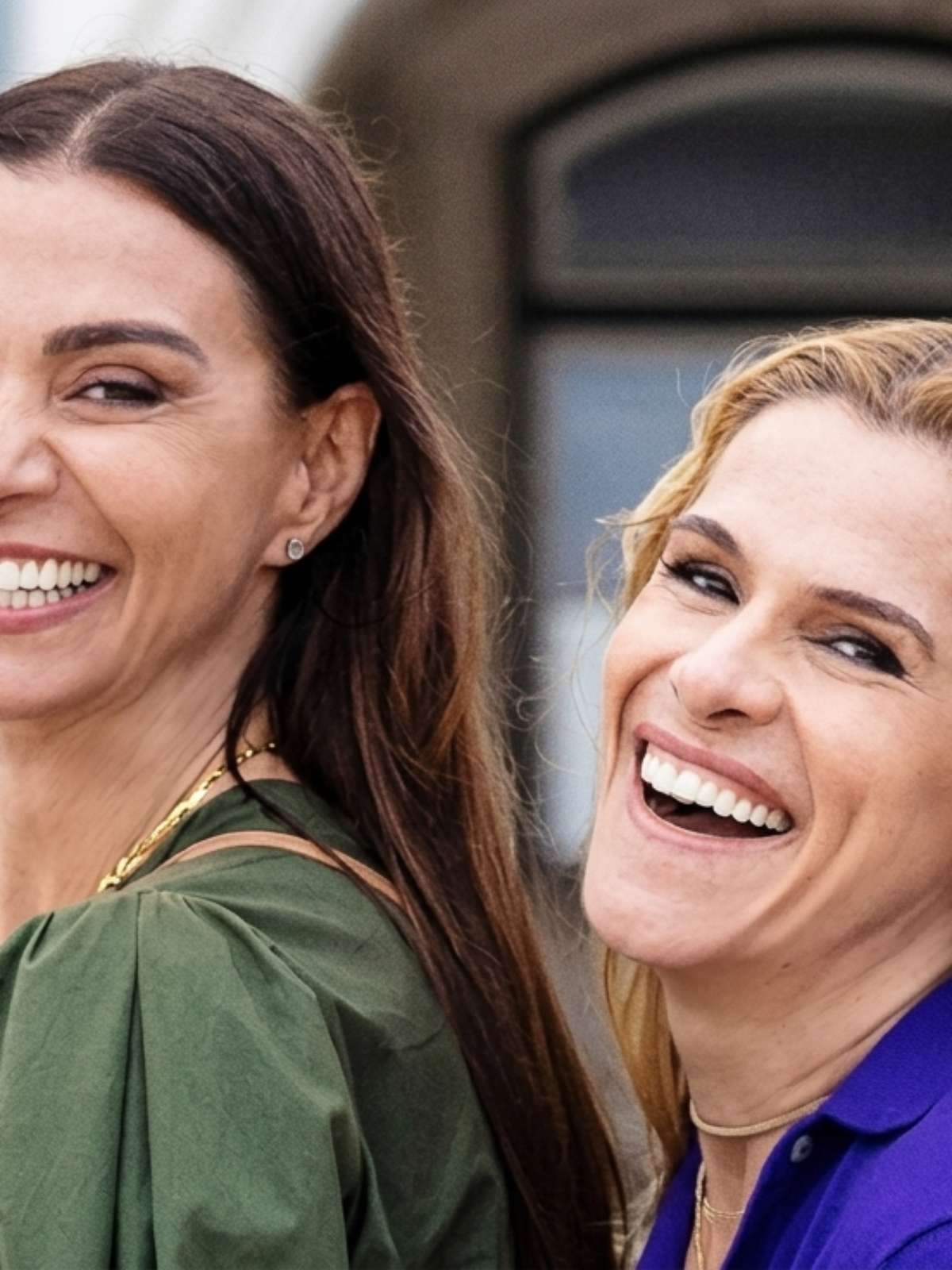 O que duas mulheres de 50 anos rindo de si mesmas dizem sobre o Brasil atual e o que elas podem nos ensinar