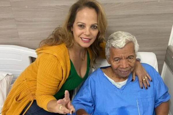 Esposa de Roque lamenta abandono por parte dos amigos: "Consideração zero"