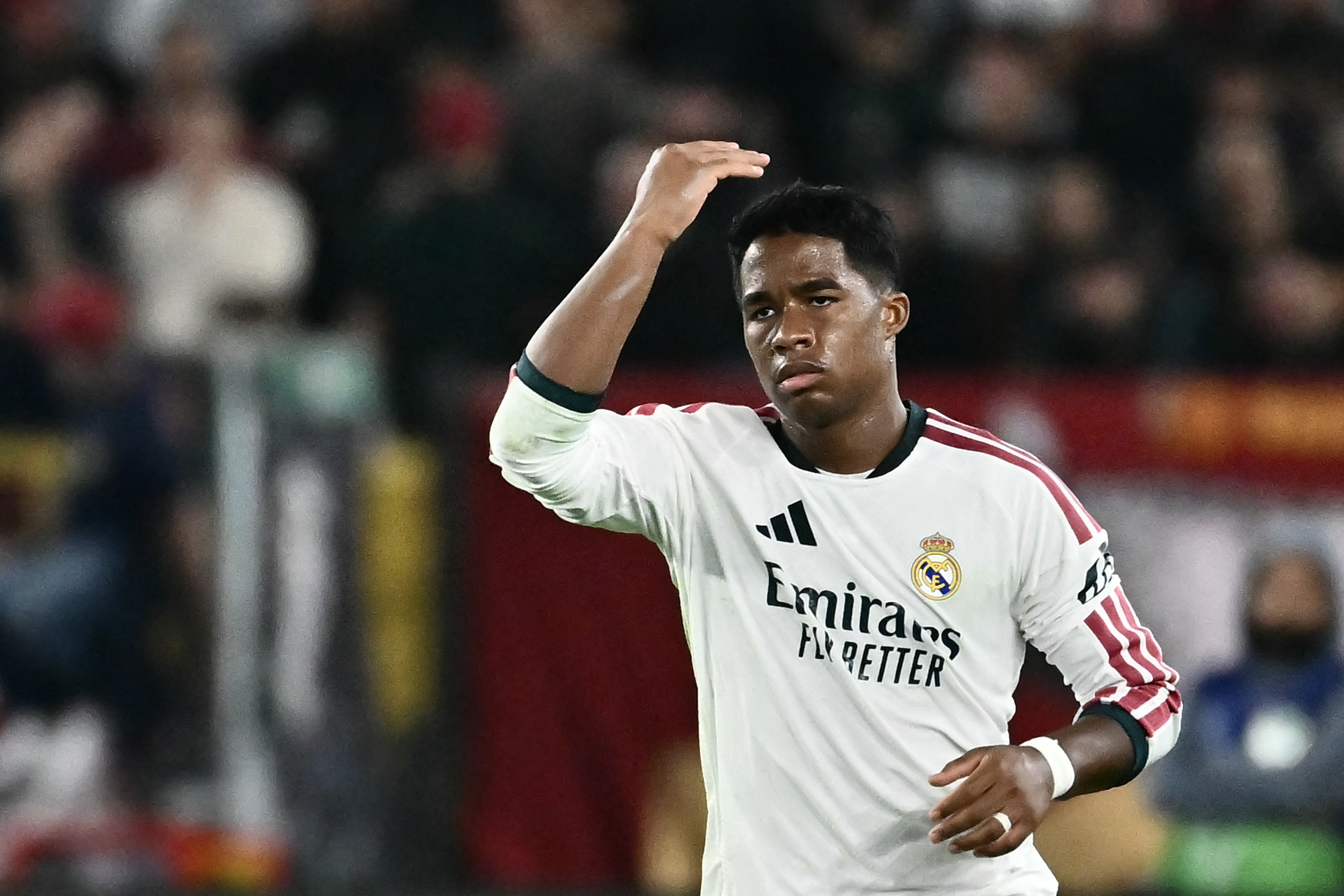 Elogiado por Mourinho, Endrick só havia jogado 10 minutos na temporada até mudar Roma x Real Madrid