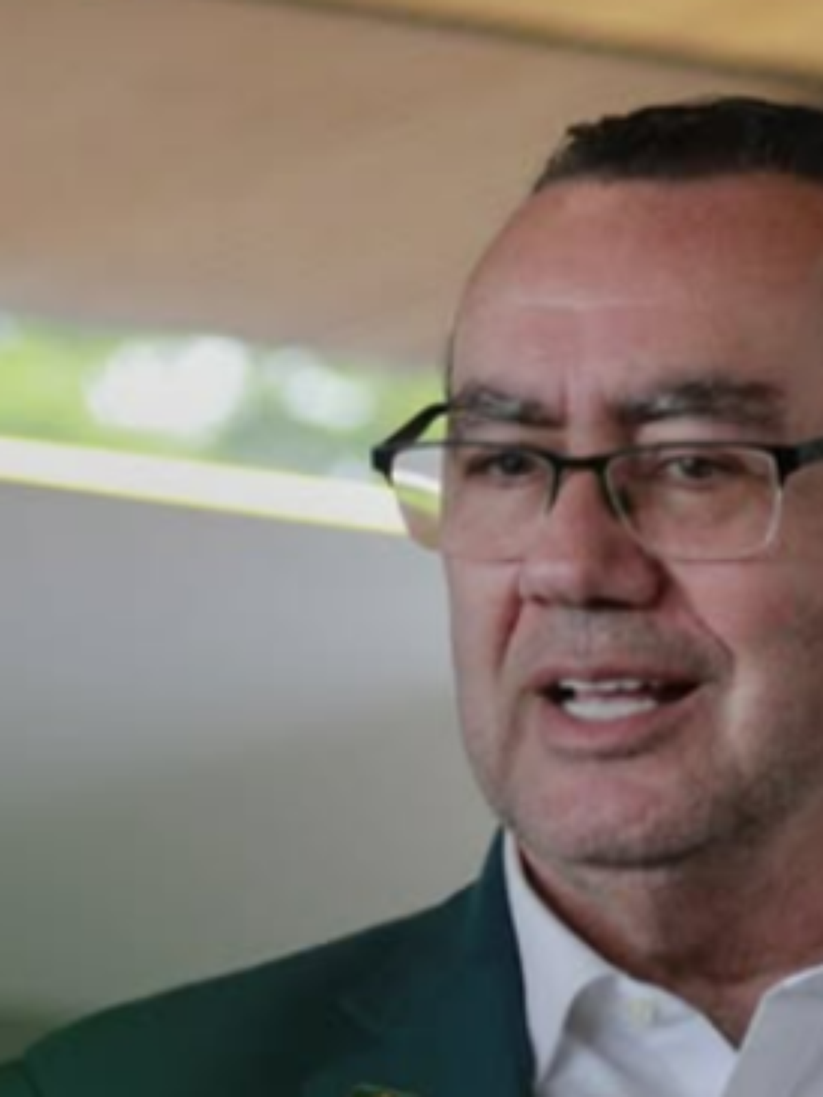 Cury oficializa apoio a Flávio Bolsonaro sob condição de 'pacificação nacional'