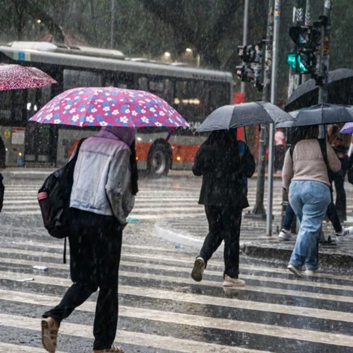 Clima: frente fria leva temporais ao Sul e Sudeste nesta sexta (23/10)