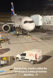 Internautas detonam após Rico Melquiades posar no aeroporto: "Tchau, some"
