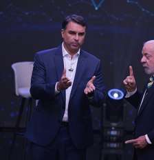 Lula desafiou Flávio Bolsonaro a revelar seu sigilo telefônico e bancário durante debate Band/Estadão. Foto: Werther Santana/Estadão / Estadão