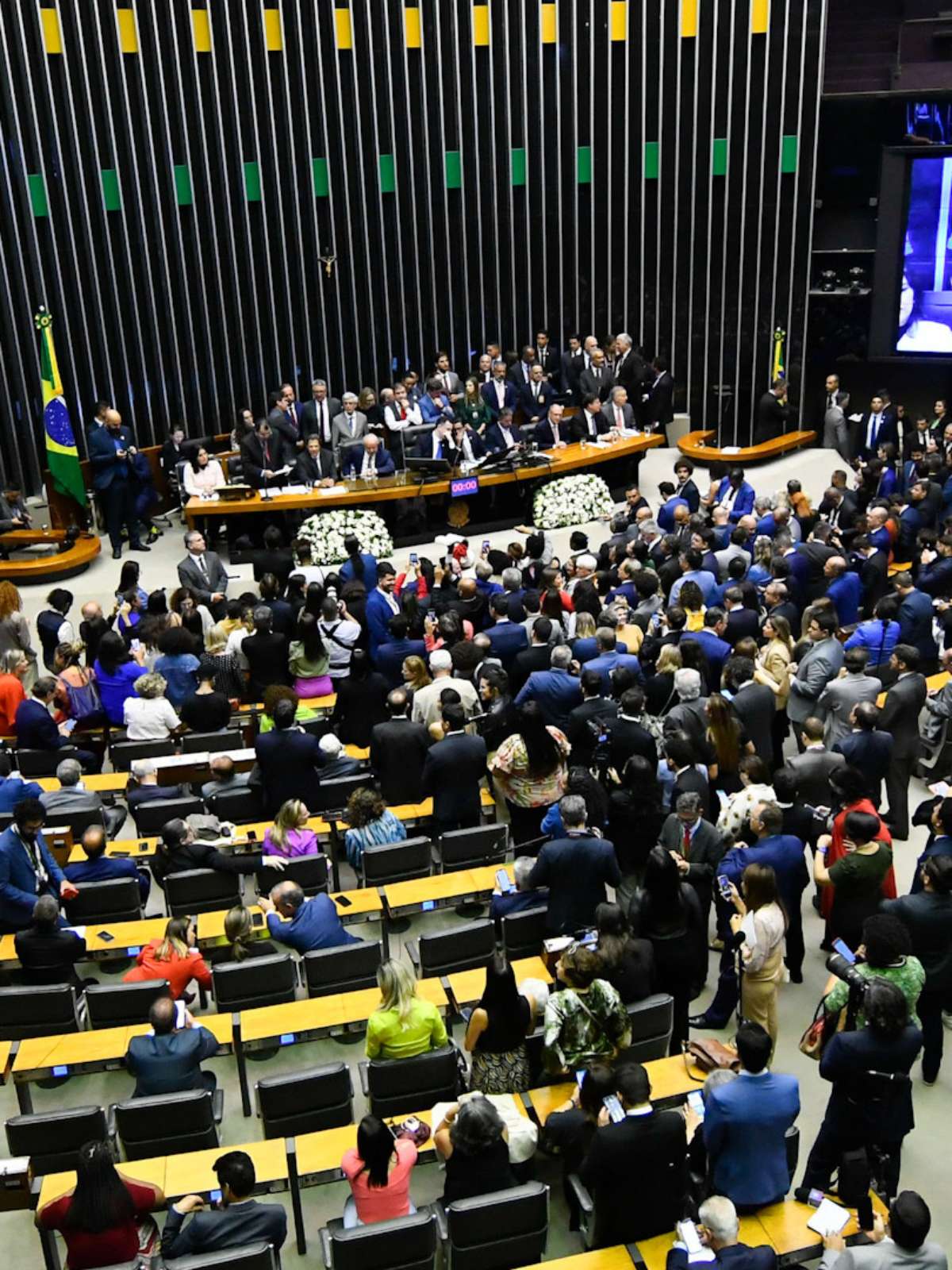Acabou a fé? O que explica candidatos religiosos não conseguirem ser eleitos em 2026