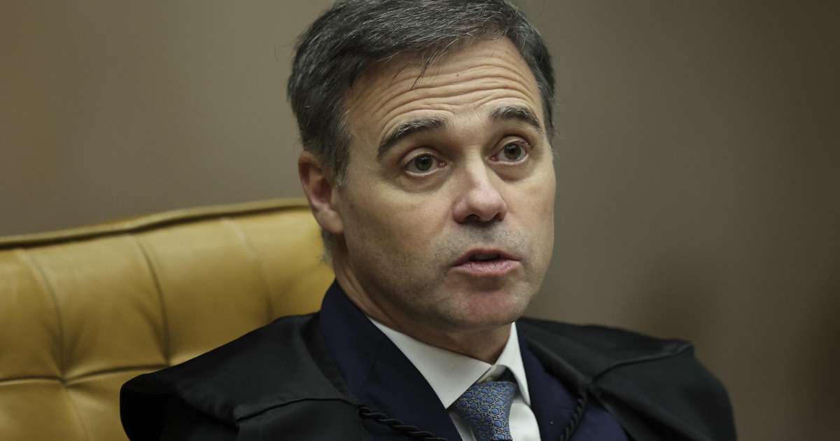 Mendonça decide que não cabe ao TSE divulgar sigilos de Lula e Flávio; entenda