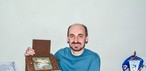 Paranaense coleciona mais de 4 mil materiais das eleições dos últimos 100 anos: 'Tem peças raras e itens proibidos'