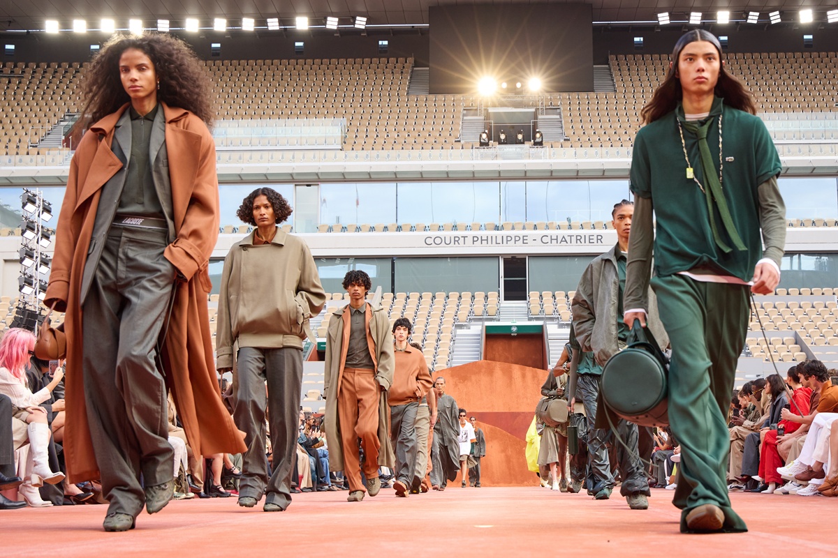 desfile lacoste paris tenis bola - metrópoles
