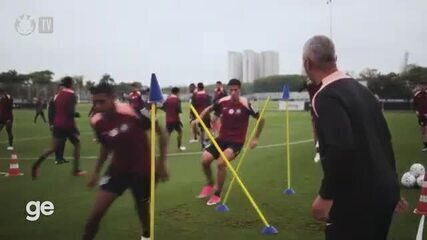 Corinthians faz último treino antes de jogo contra o Inter pelo Brasileirão