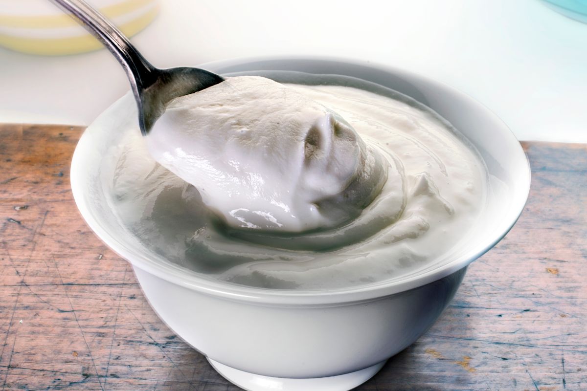 Saiba como fazer um sorvete de banana delicioso e rico em proteína