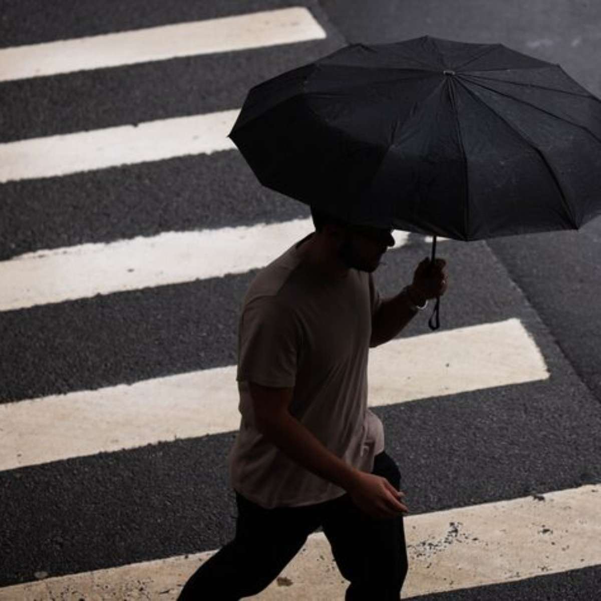 SP tem garoa ocasional e tempo frio no fim de semana; veja previsão