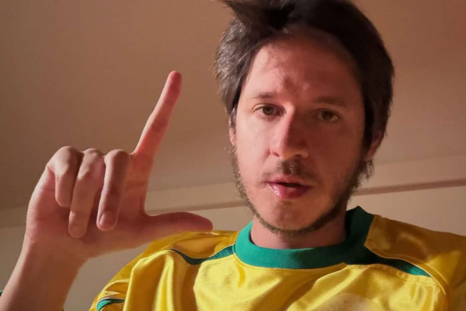 Cantor Rubel declarou voto em Lula nas redes sociais